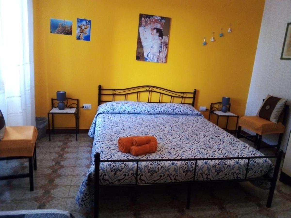B & B Il Mirto 2 Sant'Antioco Bagian luar foto