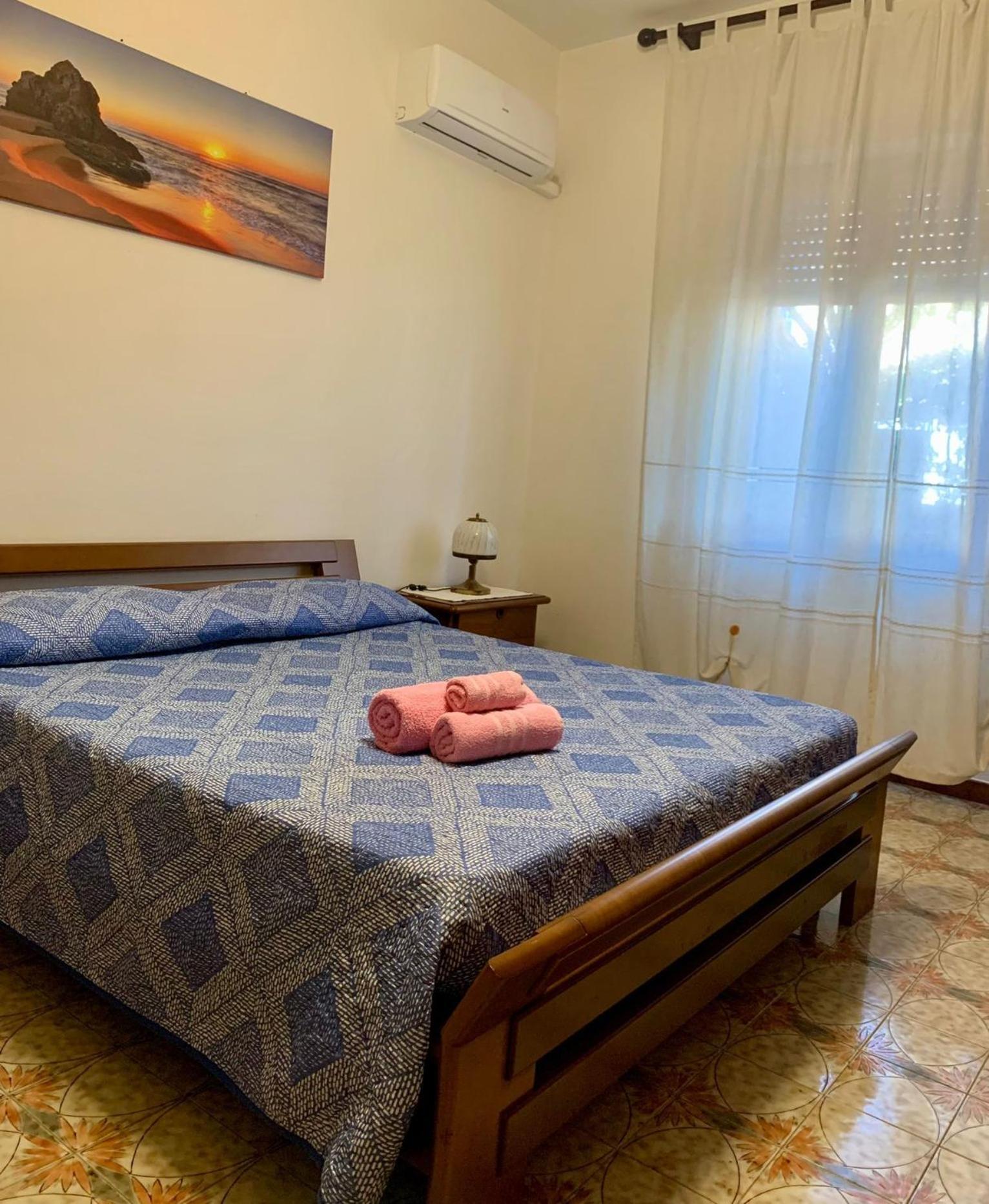 B & B Il Mirto 2 Sant'Antioco Bagian luar foto