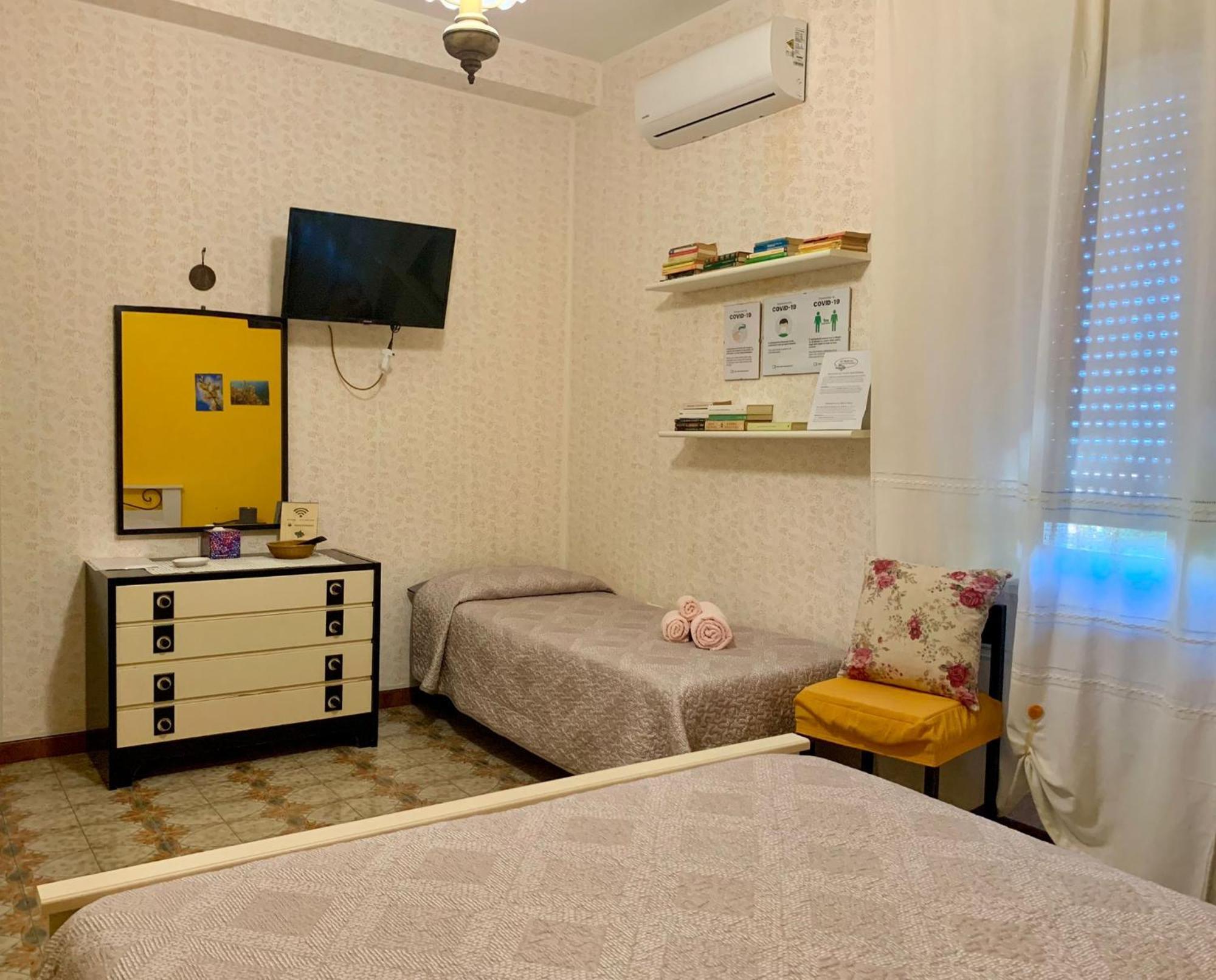 B & B Il Mirto 2 Sant'Antioco Bagian luar foto